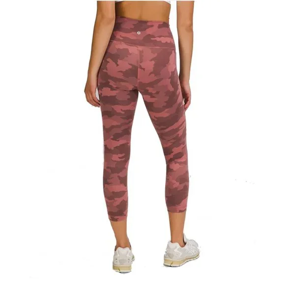 Lululemon Wome's Wunder Train High-Rise Crop 23" - Picture 3 of 5